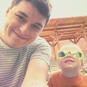 Meet your Posher, Christopher